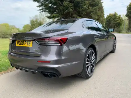 Maserati Quattroporte Trofeo (2020 - ) Review (2018 - 2022)