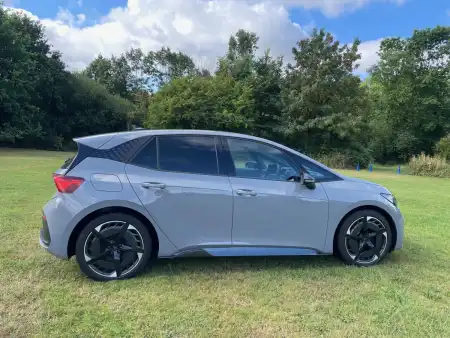 CUPRA Born 58kWh V3 204PS (2022 - )