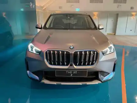 BMW iX1 xDrive30 Prototype (2022 - )