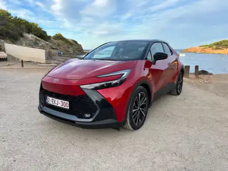 Toyota C-HR Second Generation First Drive (2019 - 2024)