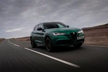 Alfa Romeo Stelvio Quadrifoglio (2022 - 2025)