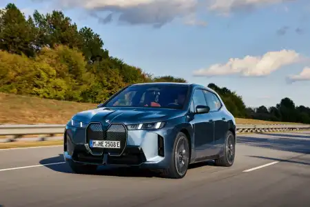 BMW iX xDrive60 M Sport (2025 - )