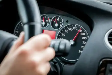 UK to mandate speed limiters in new cars from July 2024